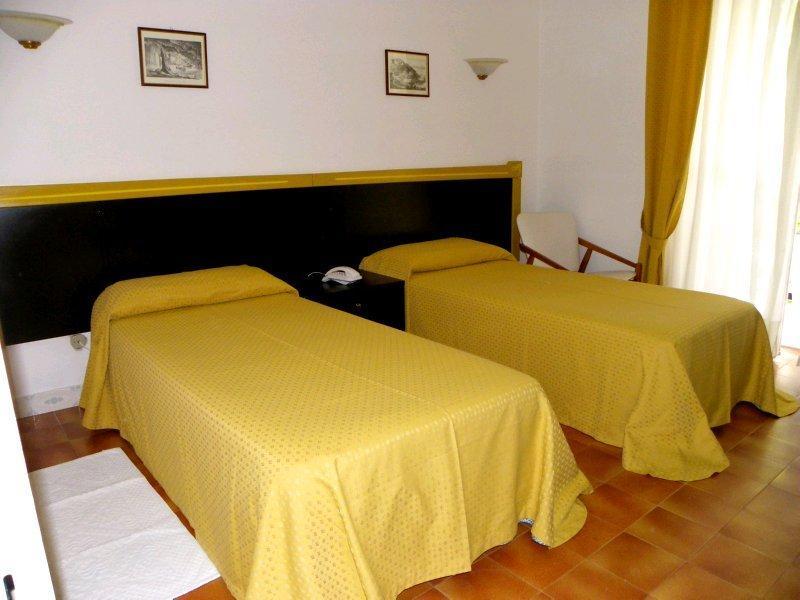 Hotel La Playa
